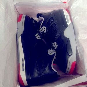Jordan Air 4 Retro GS - Black, Red, Gray NEVER WORN DRAW - always make an offer!